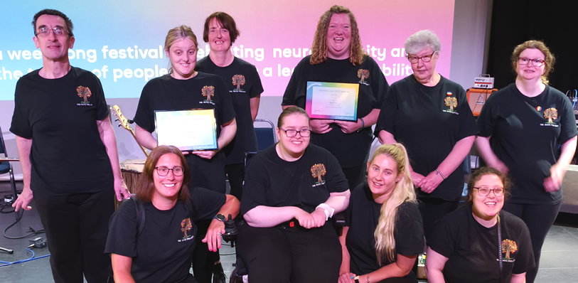 Vivo's Makaton Choir receive an award as part of Storyhouse's Kaleidoscope Awards 2022